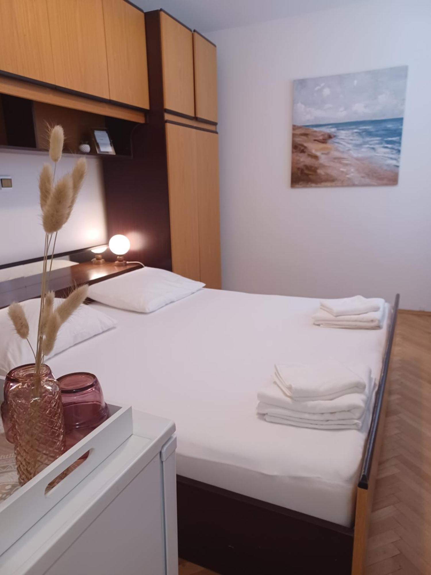 Apartments Emilija マカルスカ 部屋 写真